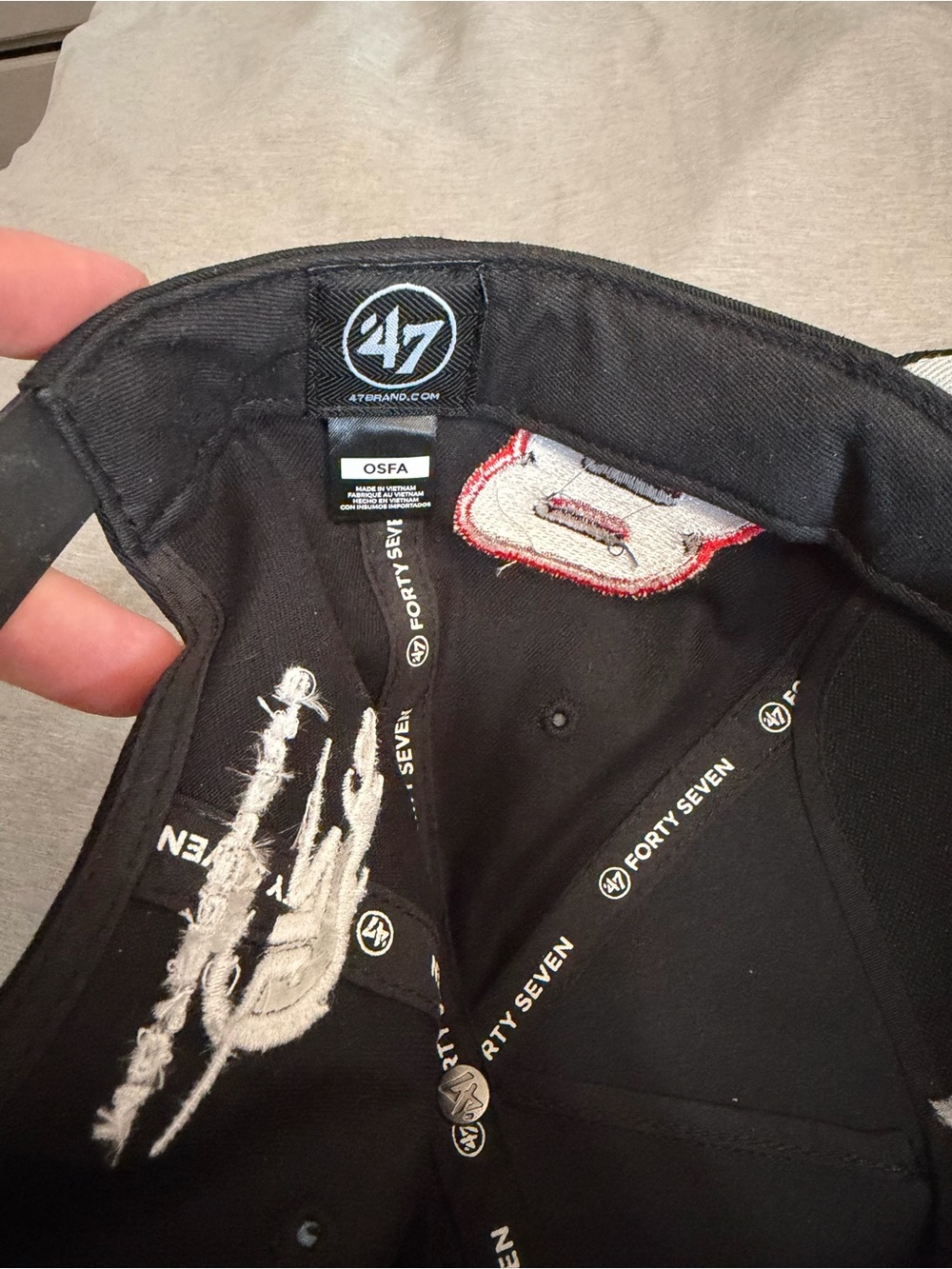 Men’s new era Dale jr Budweiser hat - Picture 5 of 5